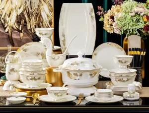 62 Pieces American Luxury Gold Patterned Bone China Tableware Set for Family Dining with Ten People Ceramic Tableware Set