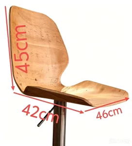 A Modern Minimalist Bent edge bar Stool with Design Lines Suitable for Bars and Entertainment Venues