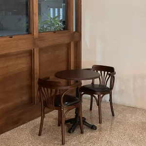 American Retro Solid Wood Commercial Restaurant Furniture Table Chair Set for Cafe Milk Tea Dessert Shops Use Guangdong