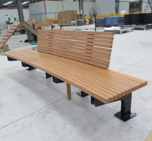 China Factory Outdoor Classical Wooden Slated Park Bench Steel Frame Seating Bench for Yard Patio Garden Balcony