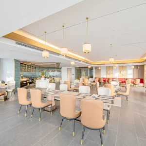 Commercial Modern Wooden Hotel Custom Luxury Contract Architectural Quartz Marble Table Restaurant Chairs Table Set