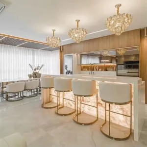 Commercial Restaurant Bar Chair Velvet Fabric Stool Luxury Kitchen Dining Chairs Gold Velvet Counter Height Bar Stools Set