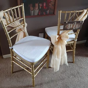 Commercial Thick Panel Knock Down Hotel Party Stackable Wedding Chiavari Gold Resin Chairs