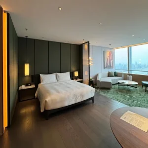 Custom 3 5 Star Hotels Luxury Hotel Furniture Solid Wood Bedroom Sets With OEM ODM Service & 3D Design