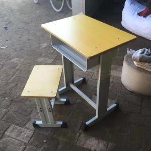 Custom Comfortable Primary School Desks Chairs Set Primary School Students Study Classroom Writing Table