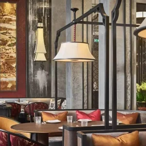 Custom Industrial Resort Bar Furniture Set Durable Wood Restaurant Table and Chair Solution for Hotels Restaurants