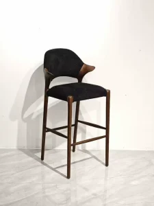 Custom made Luxury European Solid Wood Modern Counter Height Durable Elegant Stable Bar Stool for Home Bar and Commercial Use