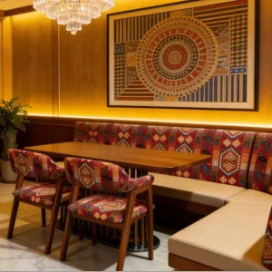 Customized Coffee Shop Restaurant Furniture Set Fancy Fabric Booth Sofa Seating Wooden Restaurant Table and Chair Sets