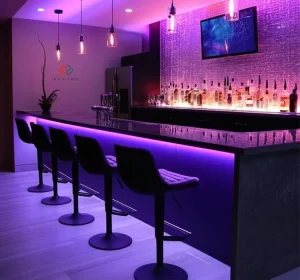 Customized Size Modern Hotel Supermarket Restaurant Nightclub Illuminated LED Bar Counter with 10-Year Warranty