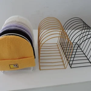 D5132 Factory Directly Decorative Arch Shape Metal Wire Newspaper Magazine Holder Beanie Cap Rack Display