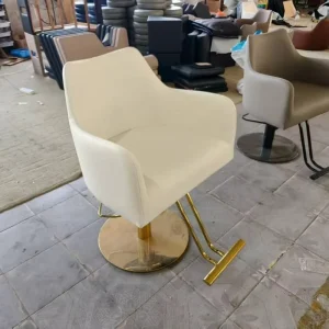 Easy Clean Contoured Hydraulic Lift Adjustable Salon Styling Chair Modern Synthetic Leather Barber Chair for Commercial Salon