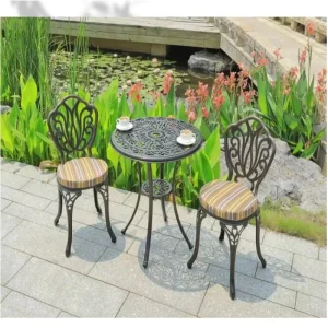 European Design Villa Outdoor Aluminum Dining Table Set for Hotels