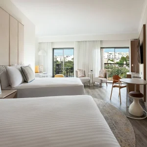 Factory Customized Hotel Furniture for Modern Bedroom Set and Office Public Area