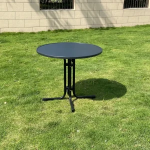Factory Direct Supply Round Dining Table with Durable PP Tabletop and Steel Tube Frame for Catering Party Home Daily Use