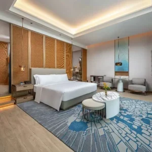 Factory OEM Luxury 5 Star Hotel Guest Room Furniture Set Custom King Bed Nightstand Wardrobe Suite for Villa Hospitality Project