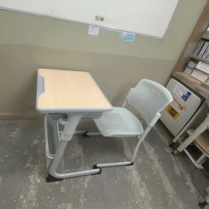 GUANGWEI High School Furniture Height Adjustable Classroom Study Table Steel Wooden Student Desk and Chair