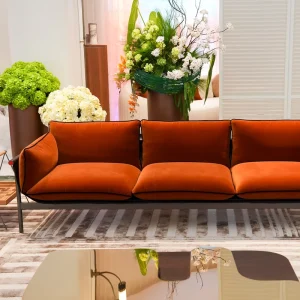 High End Upholstered Velvet Sofa With Metal Frame Comfortable Cushion Modern Living Room Furniture for Villa Apartment