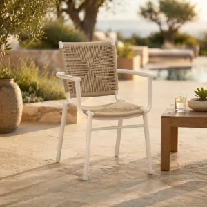 High Quality Waterproof Rattan Comfortable Stackable Dining Chair Minimalist Outdoor Furniture for Bistro Hotel Poolside (C782)