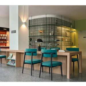 Hotel Luxury Pizza Modern Coffee Shop Cafe Wood Square Customized Table Chair Set Commercial Restaurant Furniture