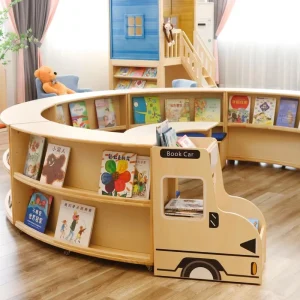 Indoor Train Themed Reading Nook Wooden Curved Bookshelf Kids Storage Cabinet Bookcase for Kindergarten Amusement Park