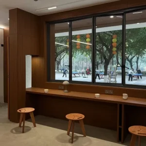 Industrial Wooden Cafe Window Bar Table Stools Commercial Grade Collaborative Workspace Furniture for Hotel Coffee Shops