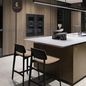 Italian Light Luxury Cozy Bar Stool Modern Simple Ash Solid Wood and Microfiber Leather Bar Chairs for Leisure Cafe Restaurant