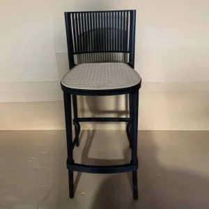 Luxury Modern Durable Plastic Foldable Bar Stool with Perforated Backrest for Commercial Home Bar & Kitchen Use