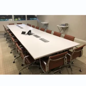 Modern Conference Table Meeting Desk Solid Wood Office Furniture for Hotels and Offices