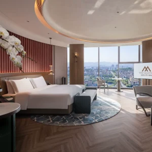Modern Design Custom Luxury Bedroom Furniture Set Eco Friendly Pine Wood Panel Wardrobe Hotel Home Apartment Use Bespoke Design