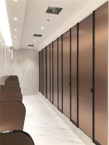 Modern Design HPL Toilet Cubicles for Hospitals Schools Hotels Efficiently Installed