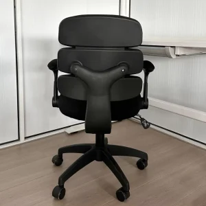 Modern Design Office Ergonomic Chairs Are Delivered Free of Charge on Convenient and Comfortable Grid Chairs