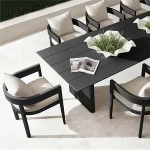Modern Durable Aluminum Outdoor Dining Tables Waterproof Weather Resistant Garden Furniture for Villa Hotels Banquet Use