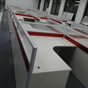 Modern Indoor Multi-Seater Open Modular Office Cubicle Workstation Eco-Friendly Durable Design for Office