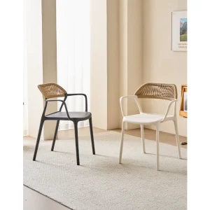 Modern Leisure Plastic Dining Chair for Hotel Wedding Villa Apartment Use Eco Friendly Durable Outdoor Indoor Dining Furniture