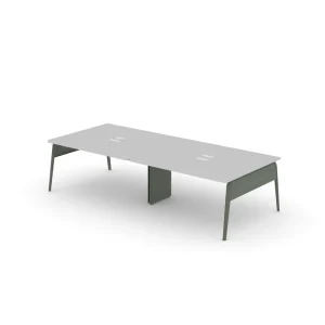 Modern Luxury 4 Seater Staff Workstation Eco Powered Coated MDF Zero Formaldehyde Built in Cable Holes Commercial Office