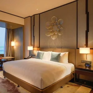 Modern Luxury Hotel Furniture Beds Room Set Four Points Wood Hotel Bedroom Sets