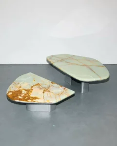 Modern Luxury Natural Green Onyx Coffee Table Custom Designer Organic Shaped Marble Center Table for Villa Hotel Living Room