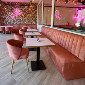 Modern Luxury Restaurant Booth Seating Pink Velvet Banquette Sofa Marble Top Table Dining Chairs Set for Cafe Dessert Shop