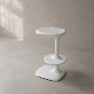 Modern Minimal Painted Fiberglass Bar Stool Three Footrest High Counter Chair for Bar Kitchen Island