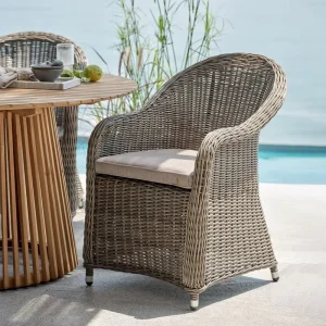 Modern Rattan All Weather Garden Furniture for Hotel Villa Cafe School Park Use Stackable Outdoor Balcony Patio Chairs