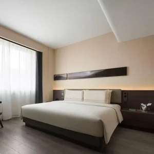 Modern Solid Wood Panel Eco-Friendly Durable Five-Star Hotel Bedroom Furniture Customized Factory Direct Commercial Use