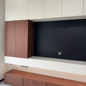 Modern Solid Wood TV Cabinet Living Room Furniture TV Unit Large Capacity Storage Integrated Cabinet for Hotel Use