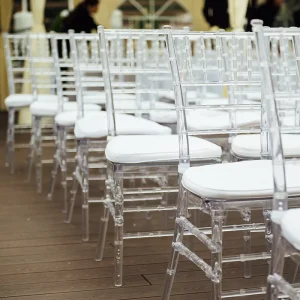 Modern Transparent Chiavari Chair Acrylic Durable Stackable Indoor Outdoor Hotel Banquets Wedding Parties