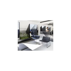 Molded Foam Upholstered Sled Lounge Chair Solid Steel Electroplated Sled Base Office Waiting Guest Chair W800*D710*H690mm