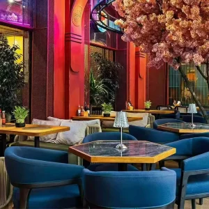 Nordic Cafe Restaurant Furniture Set Wooden Frame Booth Seating Sofa with Dining Table and Chairs