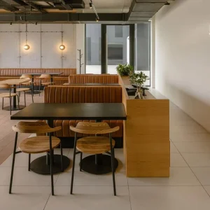 Nordic Modern Style Coffee Shop Wooden Tables and Chairs Restaurant Furniture Set for Restaurant Chair Table for Cafe Restaurant