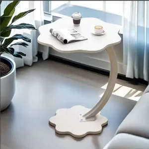 Nordic Scandinavian Portable Petal Shaped Small Wood Top Coffee Table Sofa Side Table Steel Frame for Bedroom Living Room Hotel