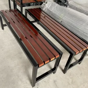 OEM Factory Modern Solid Wood Outdoor Bench Zinc Alloy Iron Frame Backrest Water Resistant Customizable for Garden Patio Schools
