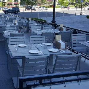 Restaurant Aluminum Contemporary Hospitality Commercial Cafe Bistro Rust Resistant Dining Tables and Chairs Set