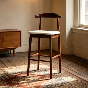 Retro Vintage Bar Stools Solid Wood High Chairs Custom Colors Versatile for Multiple Settings